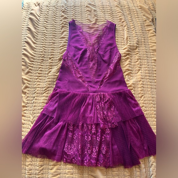 Wine-Colored 1920’s Style Free People Dress - Picture 5 of 10